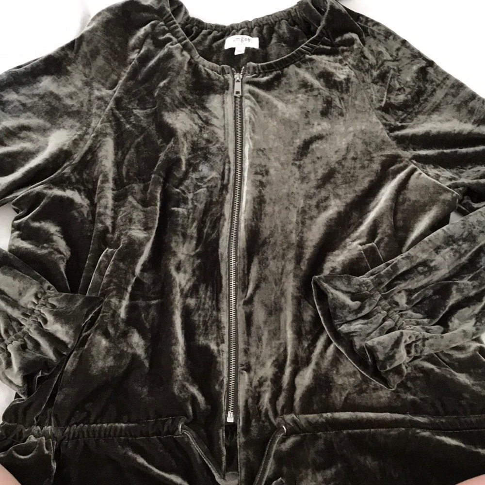 Velvet Bomber jacket. Olive green.